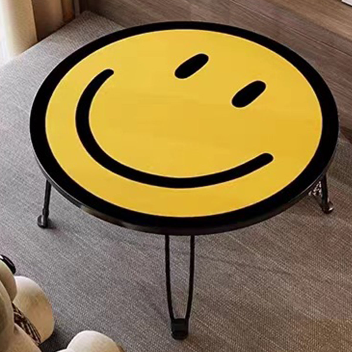 Foldable Small Table with Smiley Face Pattern for Children Use
