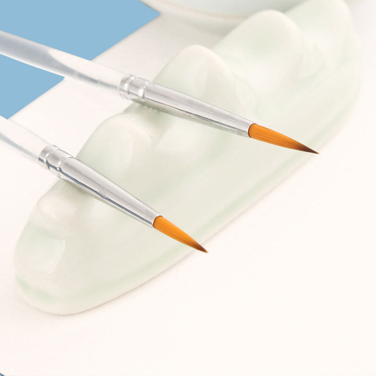 6 Pcs Detail Paint Brushes with Nylon Hair and Acrylic Rod