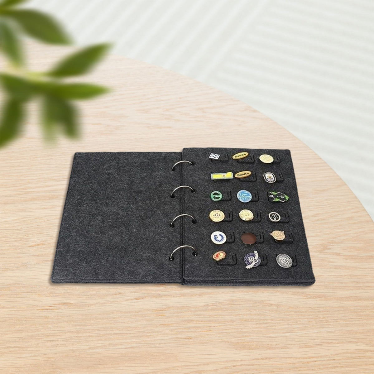 Felt Storage Book Loose-Leaf Folder for Badge Brooches