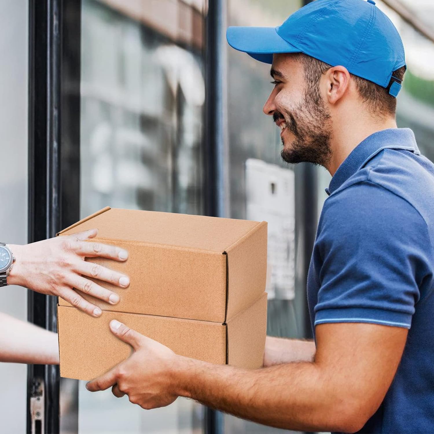 Brown Mailing Boxes Cardboard Cartons for Packing and Storage