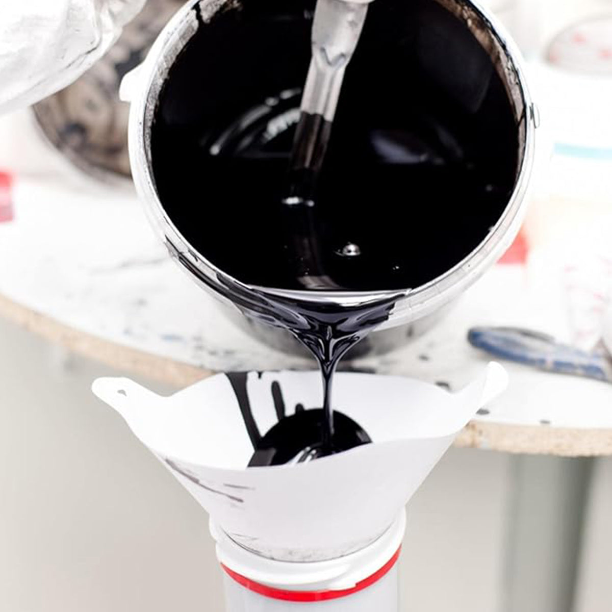 100 Paper Funnels with Silicone Funnel for Liquid Transfer