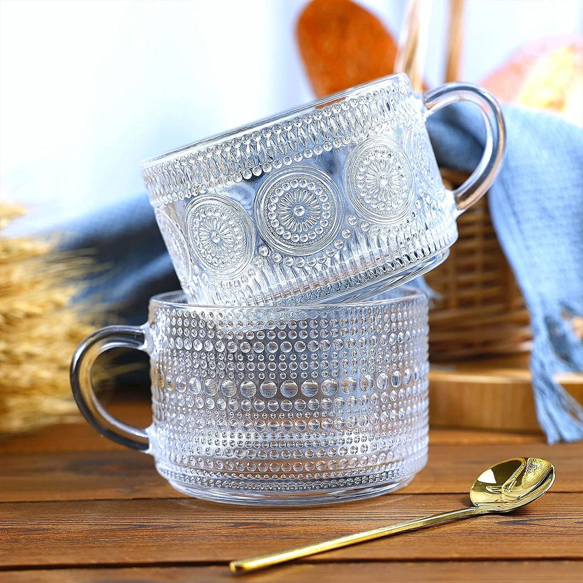 4pcs Embossed Glass Coffee Cups 14oz with Lids