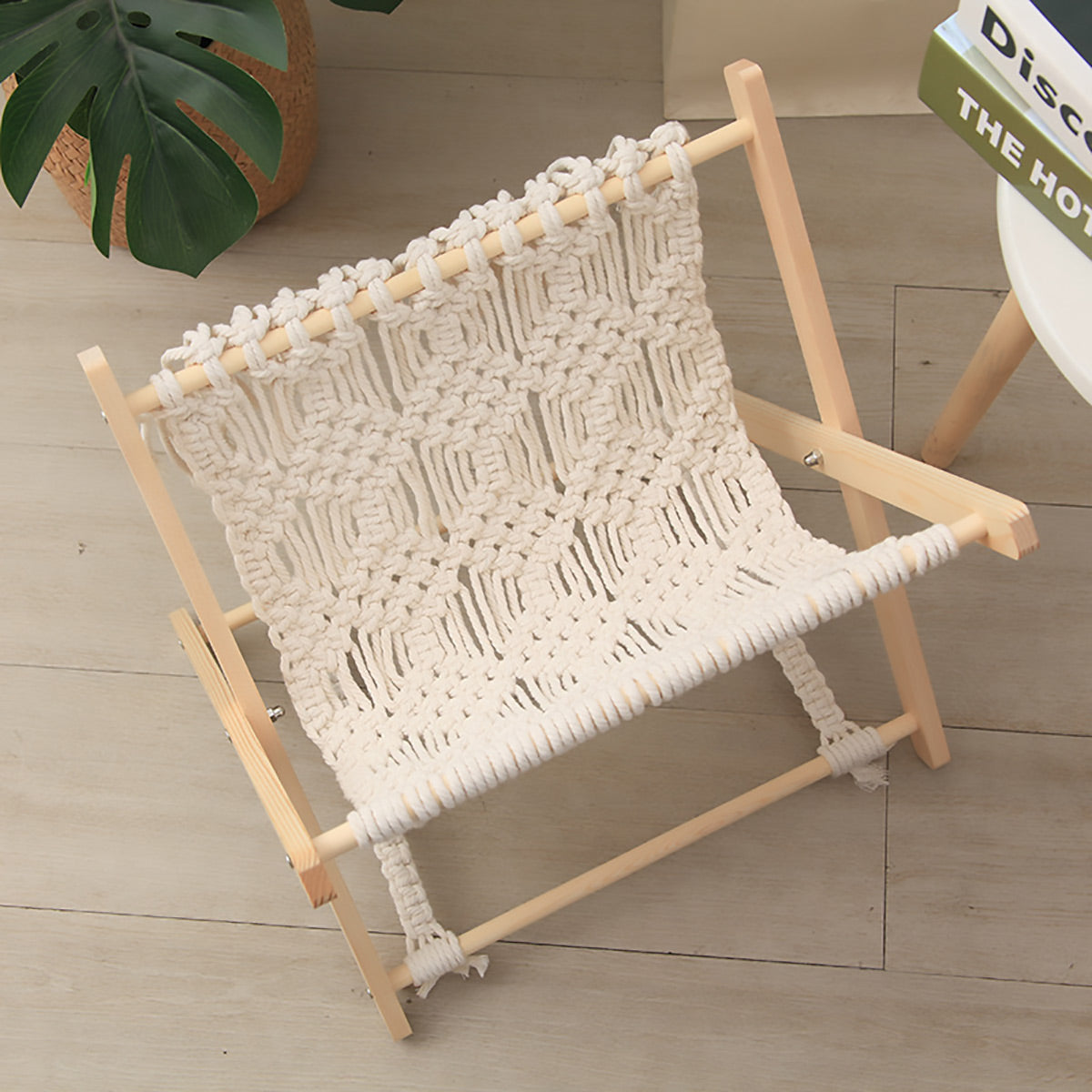 Foldable Cotton Rope Magazine Rack with Wood Frame