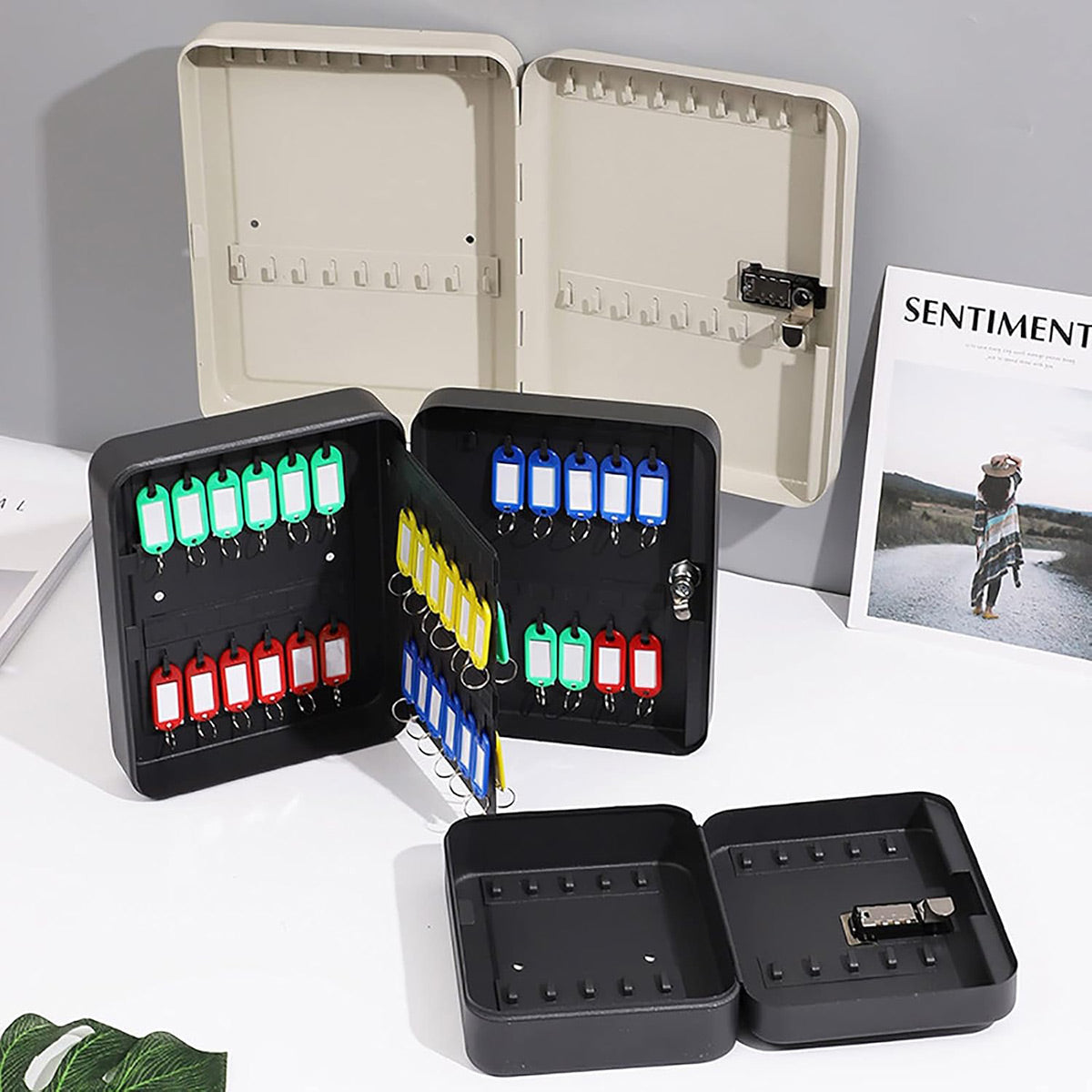 Wall-Mounted Key Box 3-Digit Password Lock 28 Keys