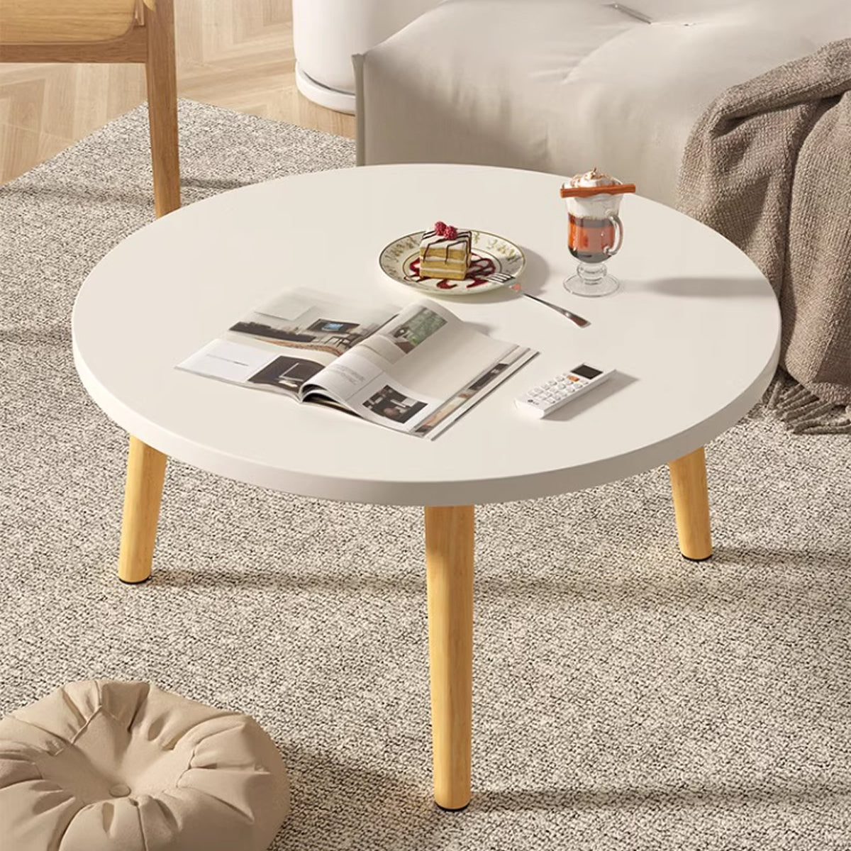 Round End Table with Solid Wood Legs and 1-Tier Design