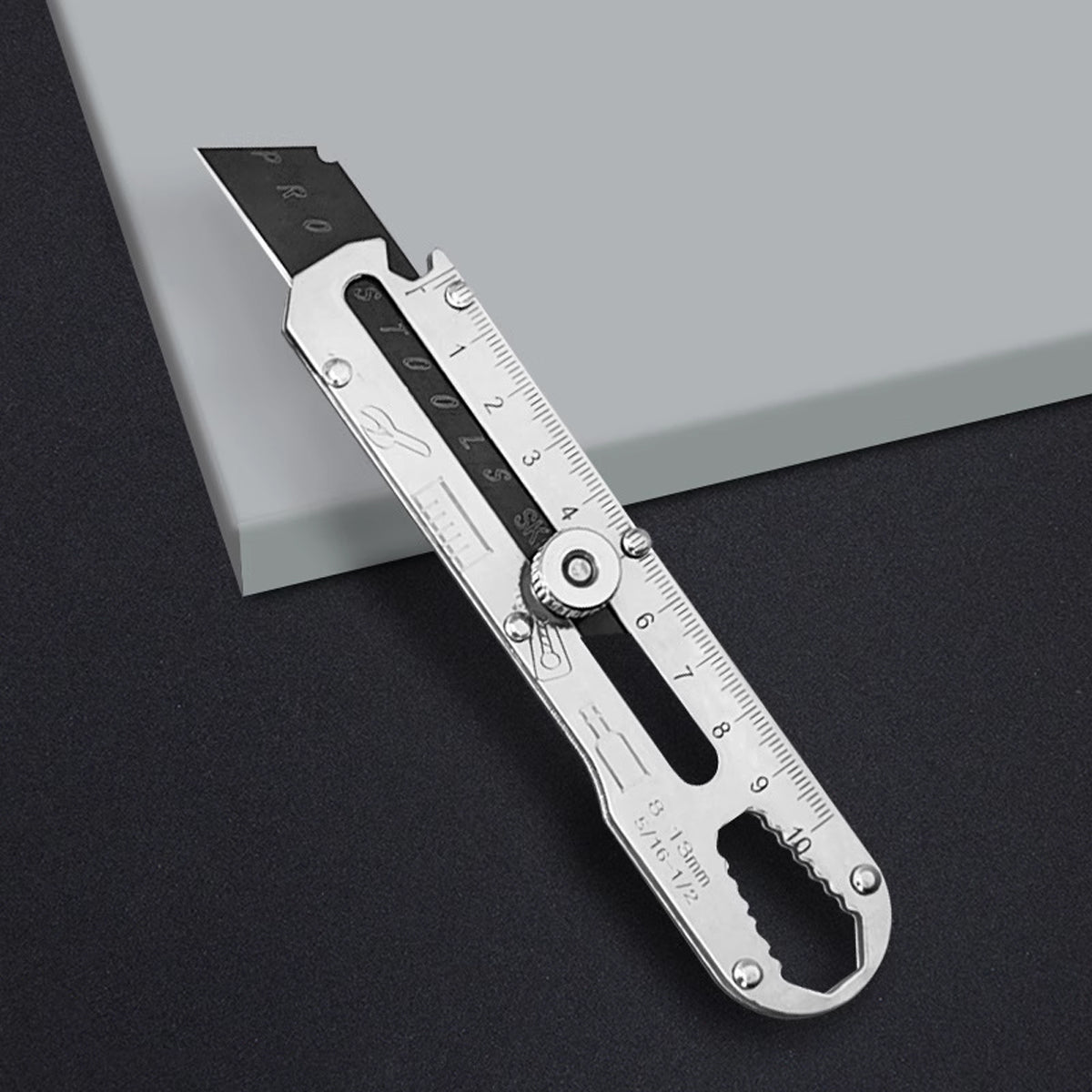 Multifunctional Stainless Steel Utility Knife Adjustable Blade Tool