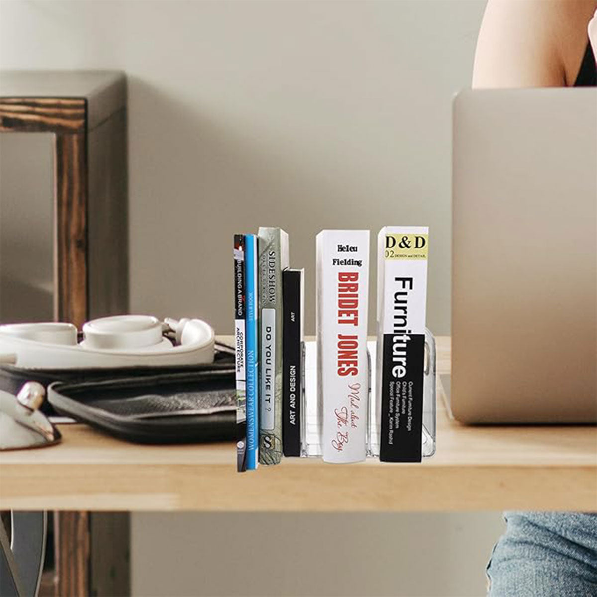 Acrylic Book Stand Transparent Storage Box with Pen Holder