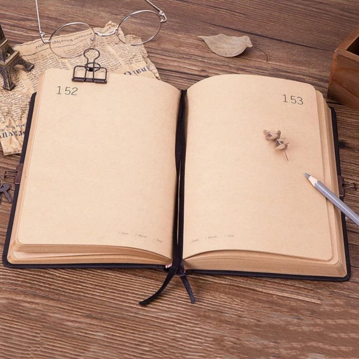 2 Pcs Kraft Paper Notebooks 365-Day Planner Cowhide Lock