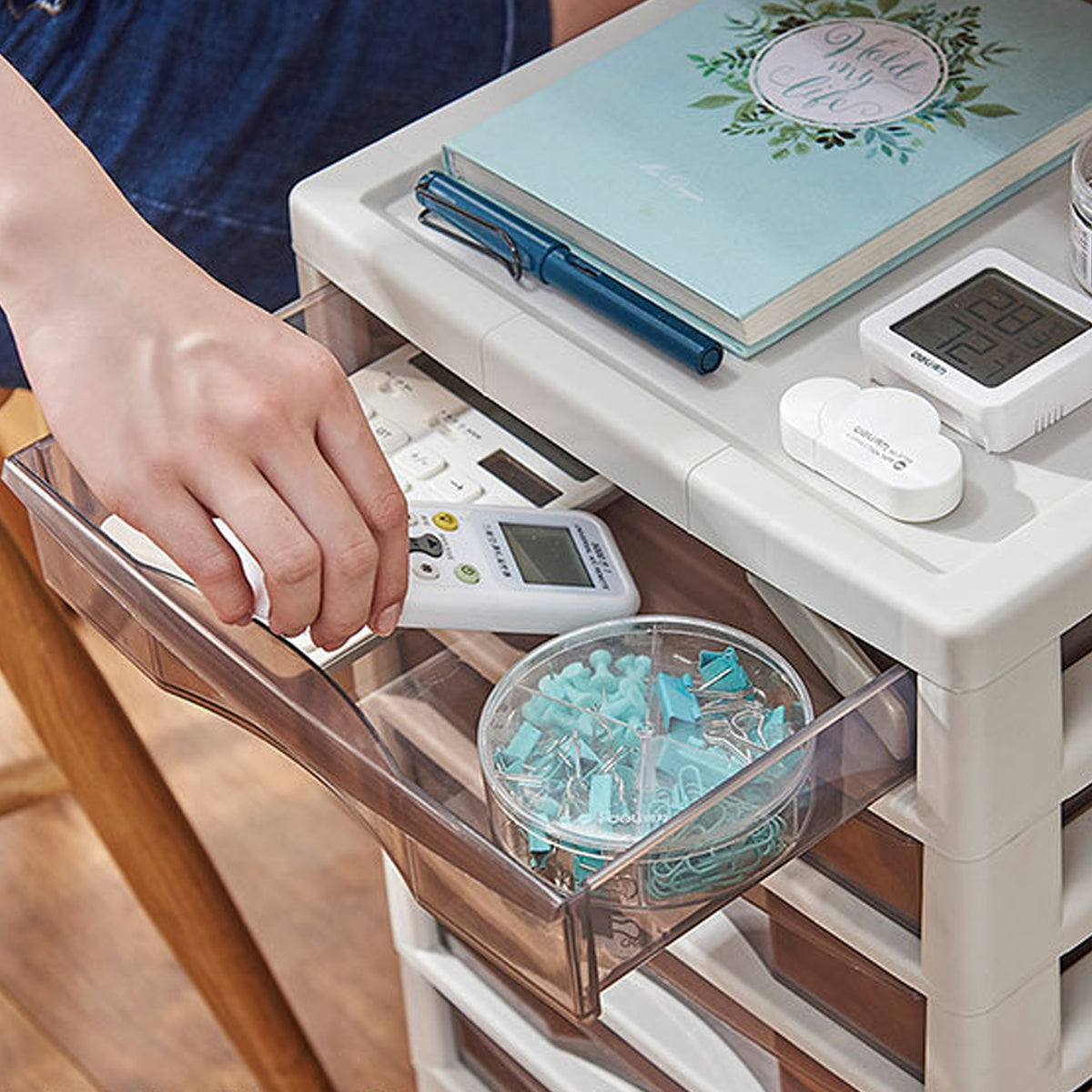 10-Layer Plastic Chest of Drawers with Wheels Transparent