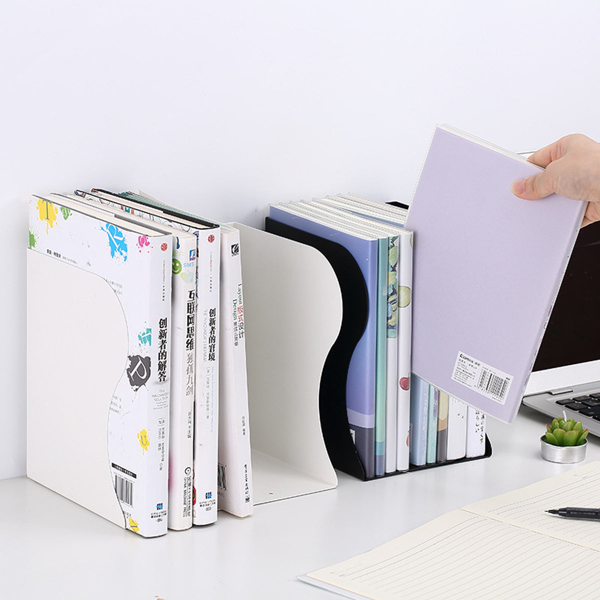 Extendable Metal Desktop Book Storage Rack