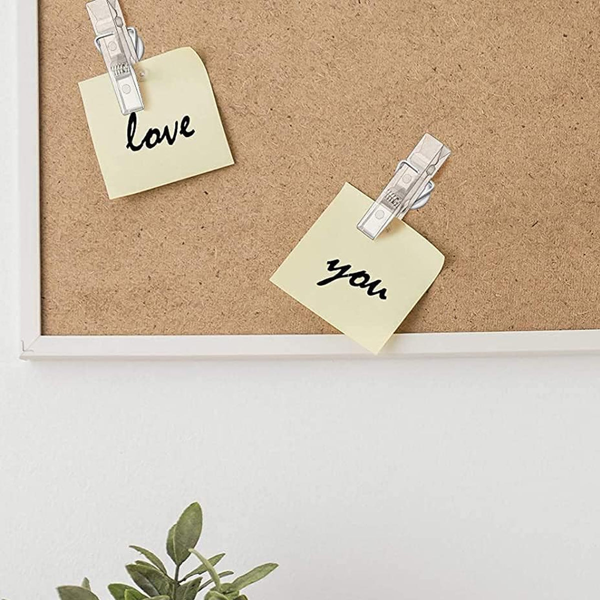 200 Pcs Office Bulletin Board Push Pins Set with Clips Pegs Hooks