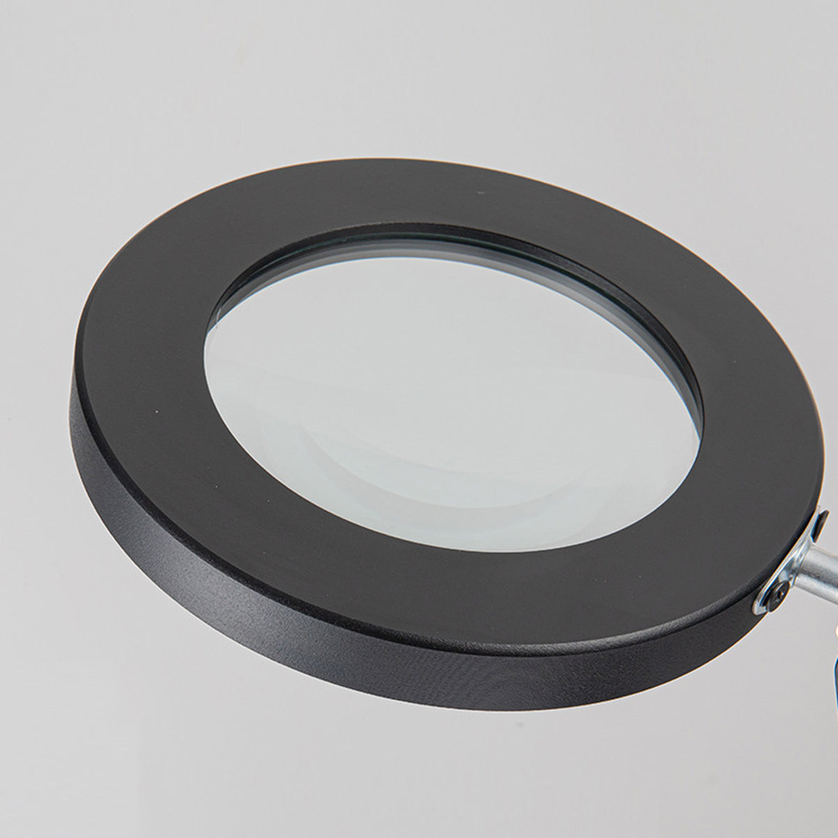 LED Magnifying Desk Lamp with Foldable Long Arm