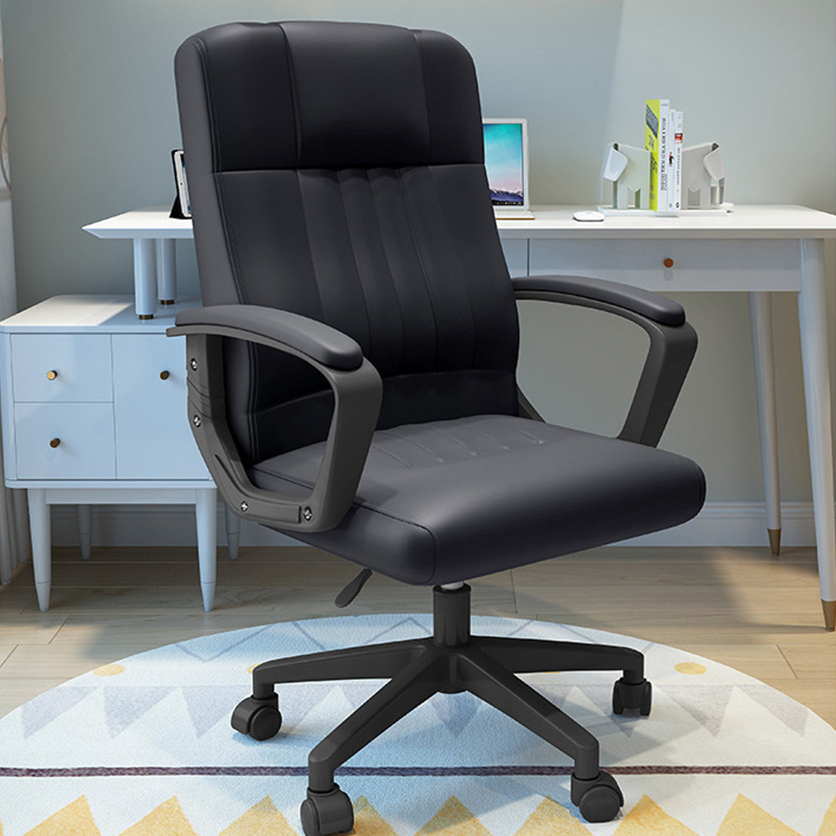 Swivel Office Chair with Wheels and Padded Seat