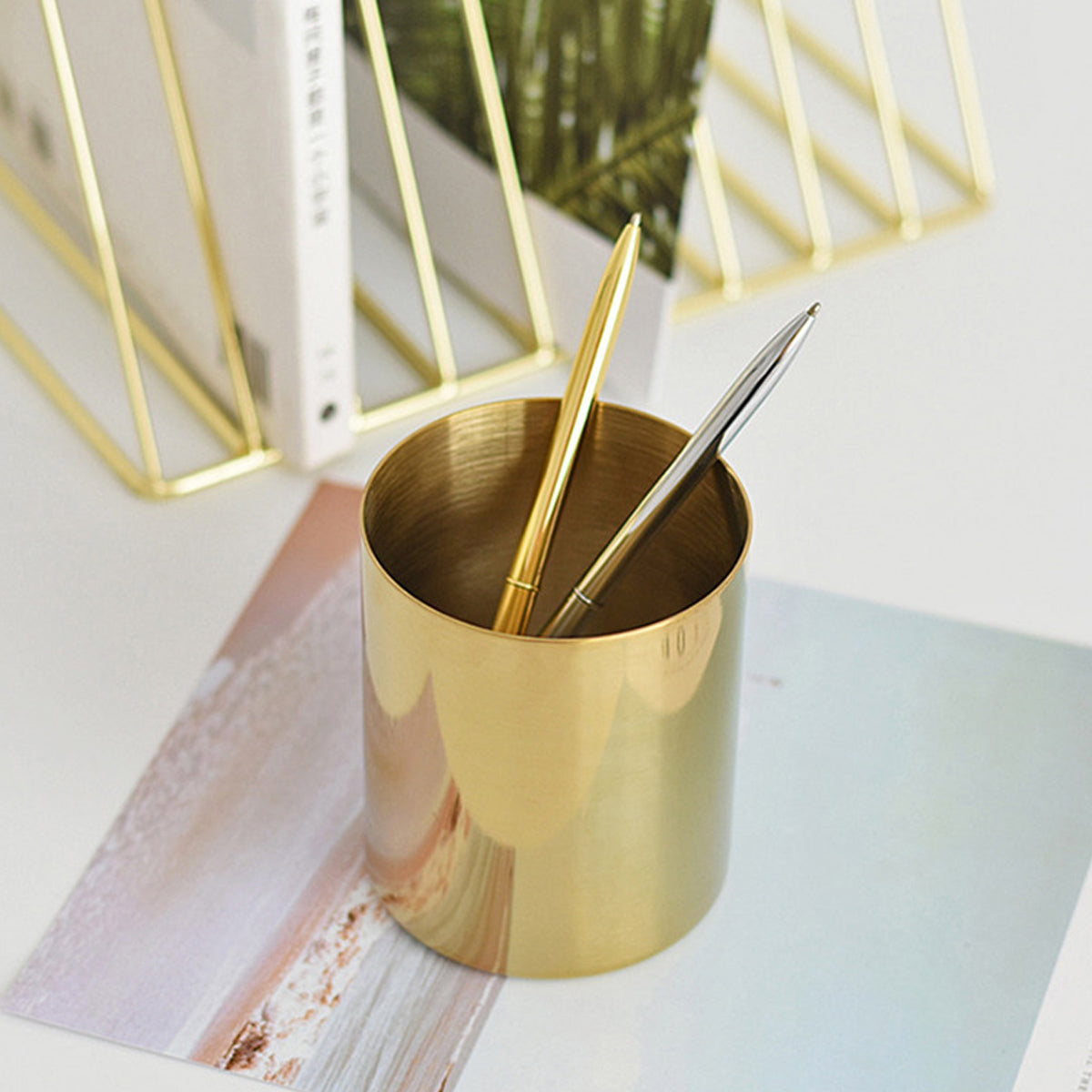 Stainless Steel Round Pen Holder Brushed Finish Non-Slip Base