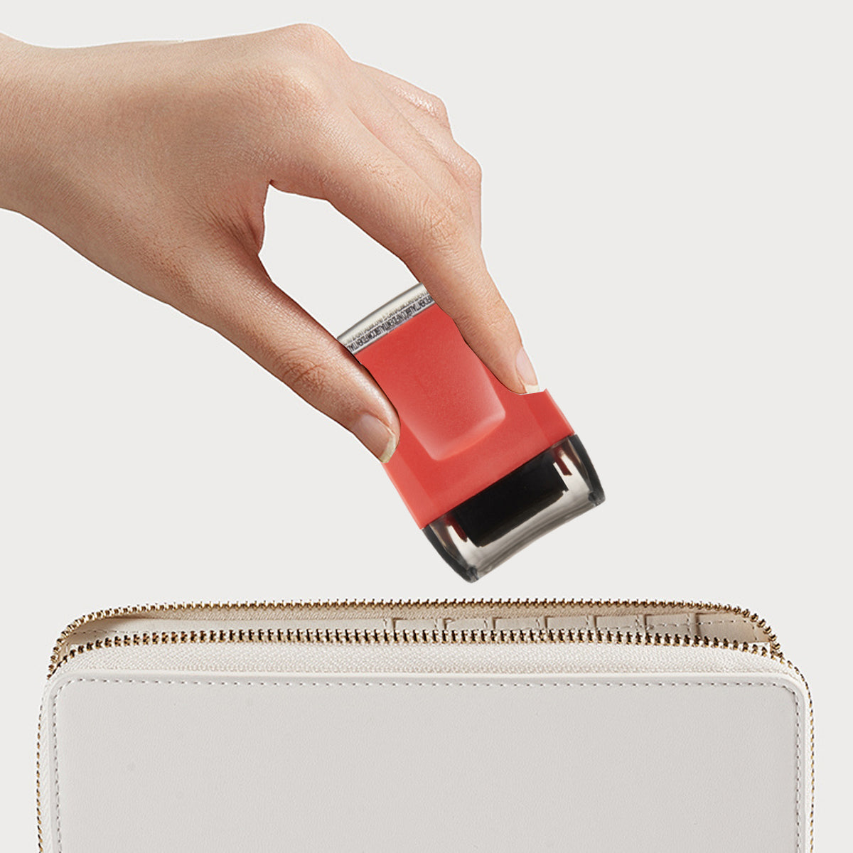 Privacy Stamp Roller with Refillable Ink for Data Protection