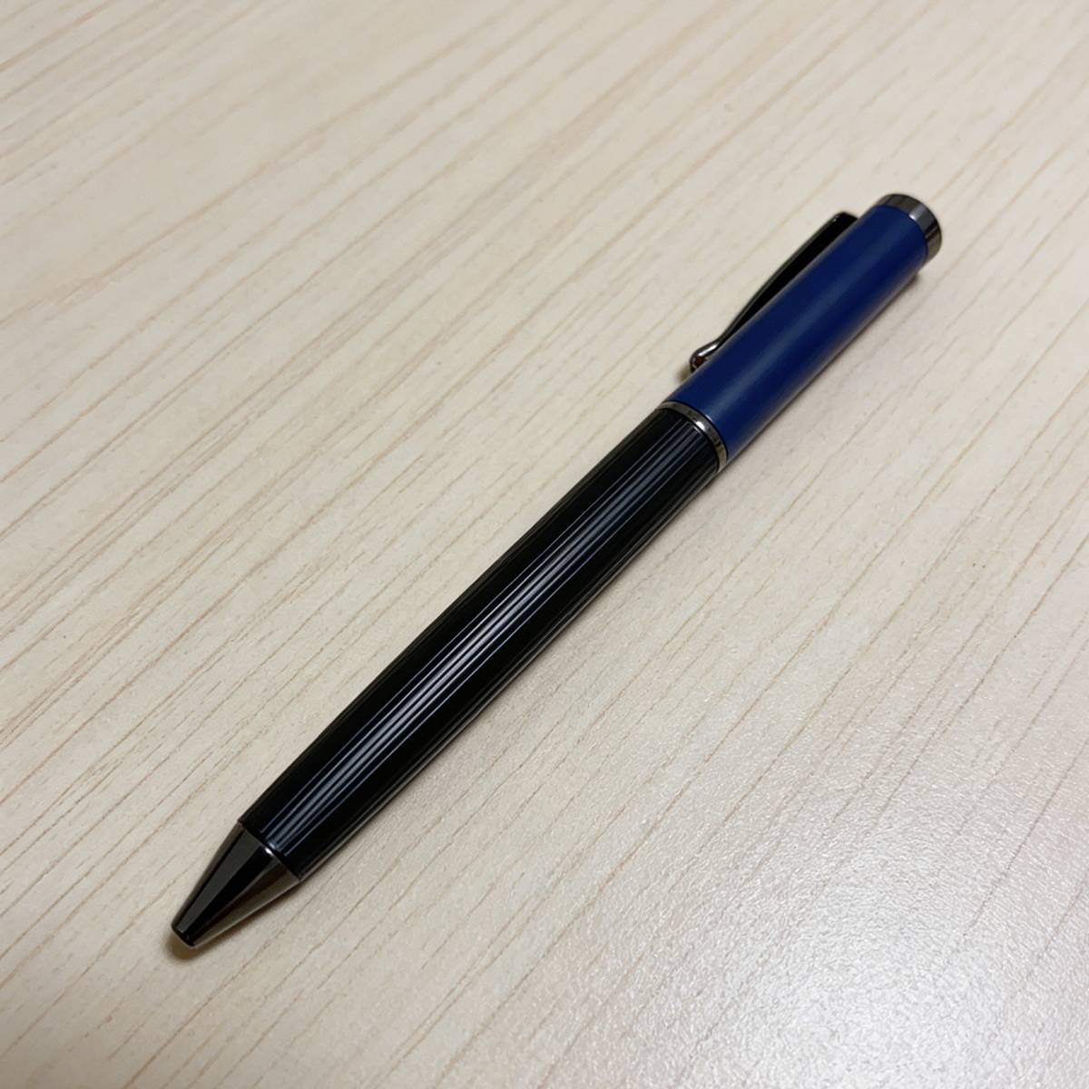 Metal Ballpoint Pen Set for Business Writing