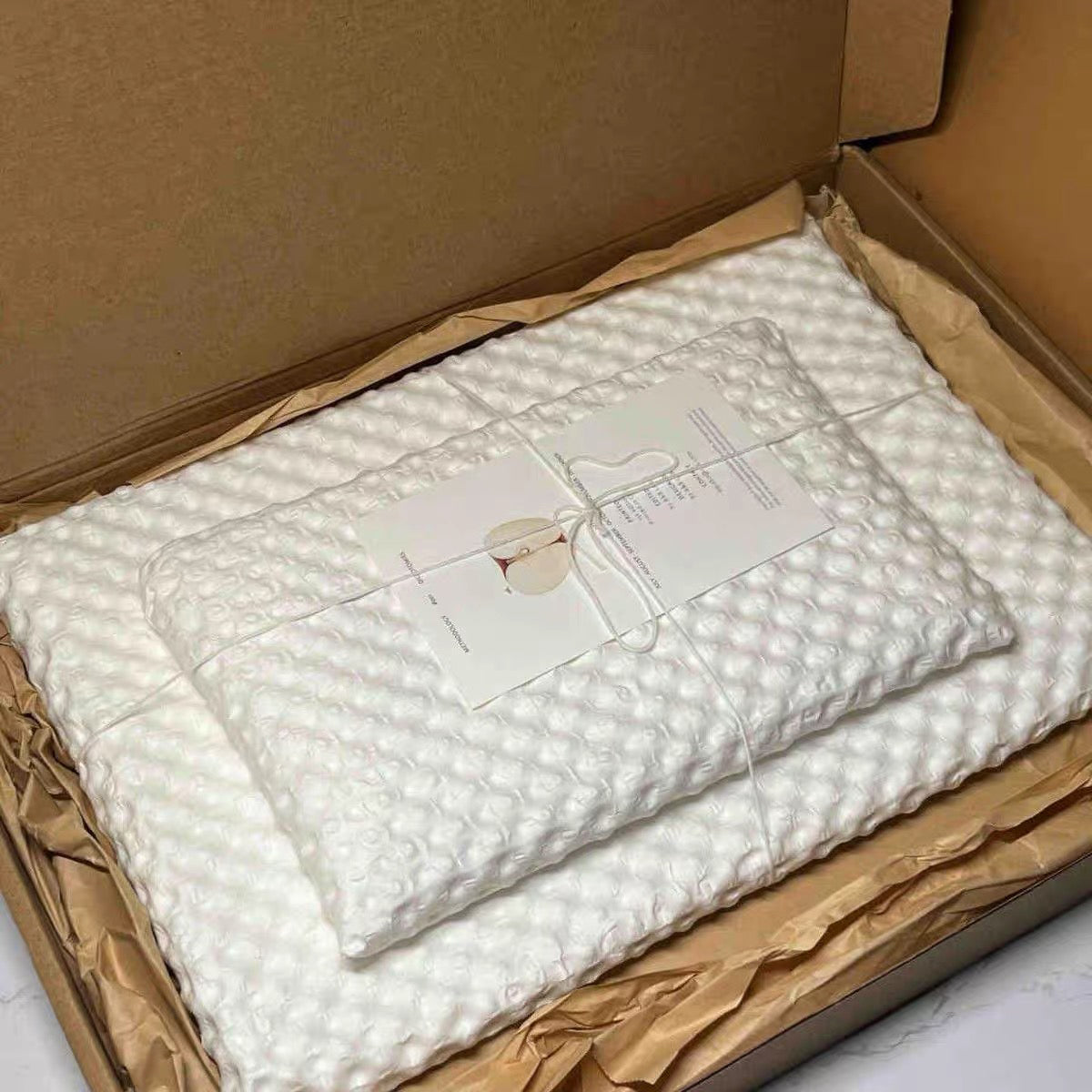White Kraft Bubble Paper Roll Gift Wrapping